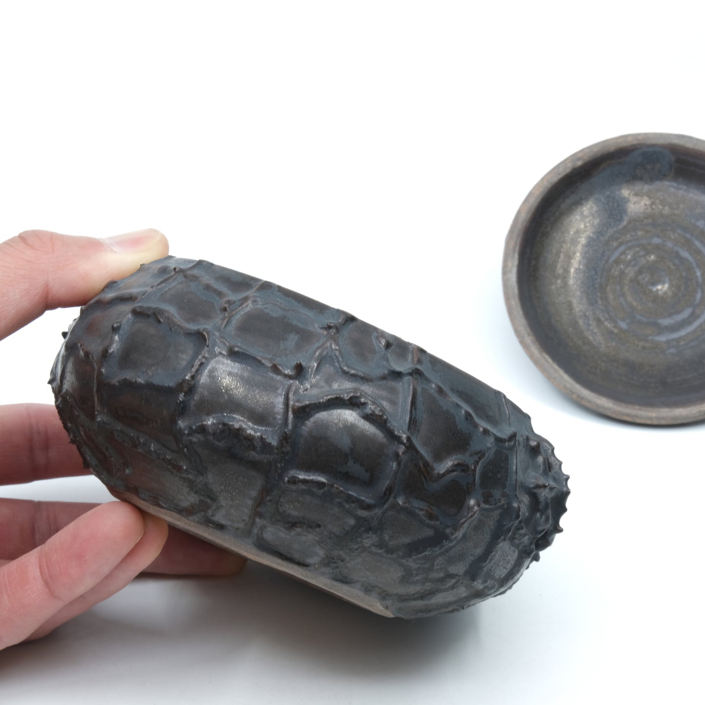 KGM123 / 圭介窯 蓋モノ / Keisuke Kiln "Lidded vessel"