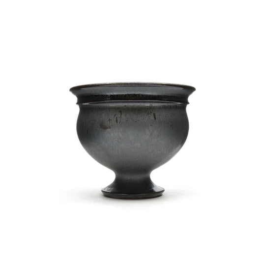 ASH16 / Tomoharu Nakagawa "Plant pot"