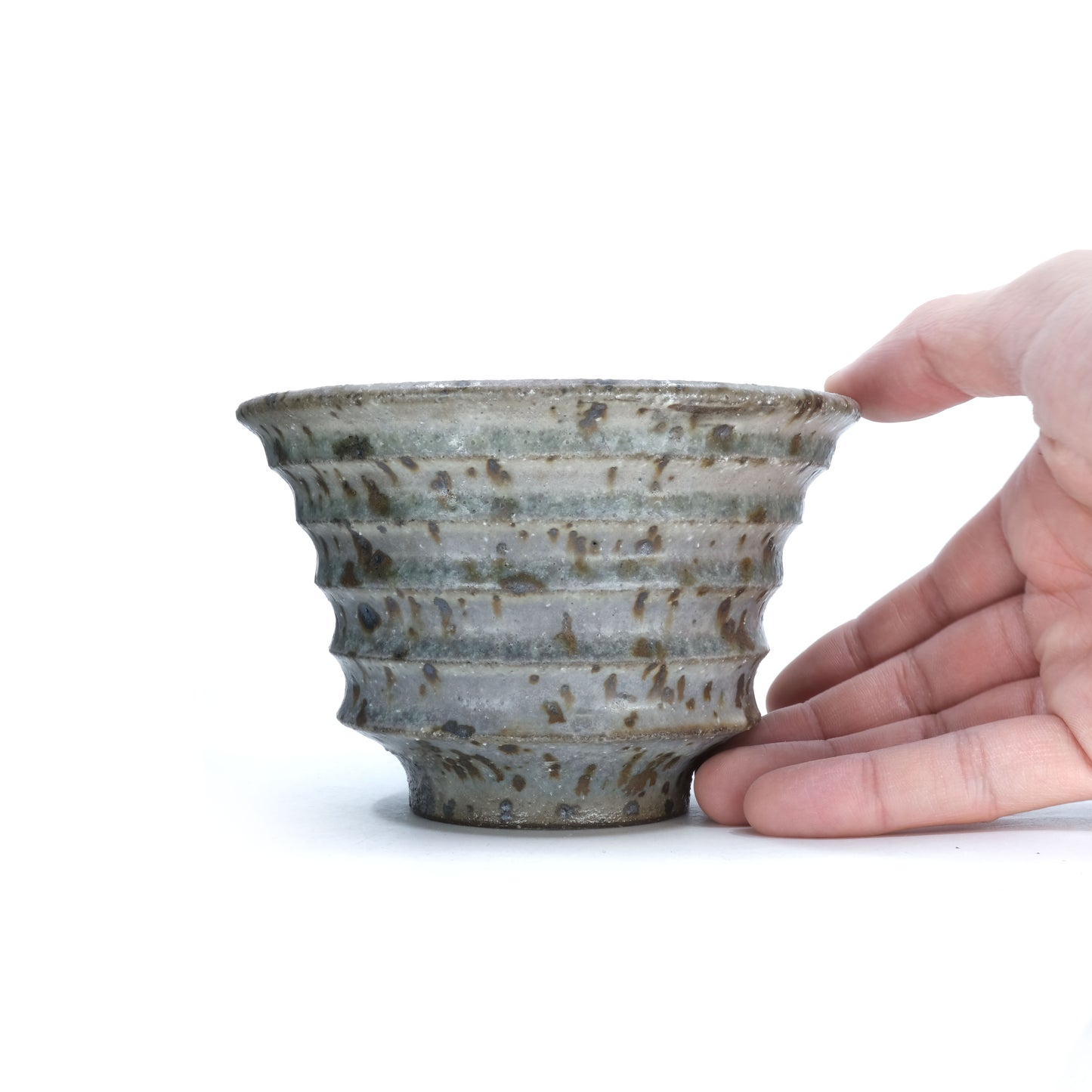 ASH23 / Tomoharu Nakagawa "Plant pot"