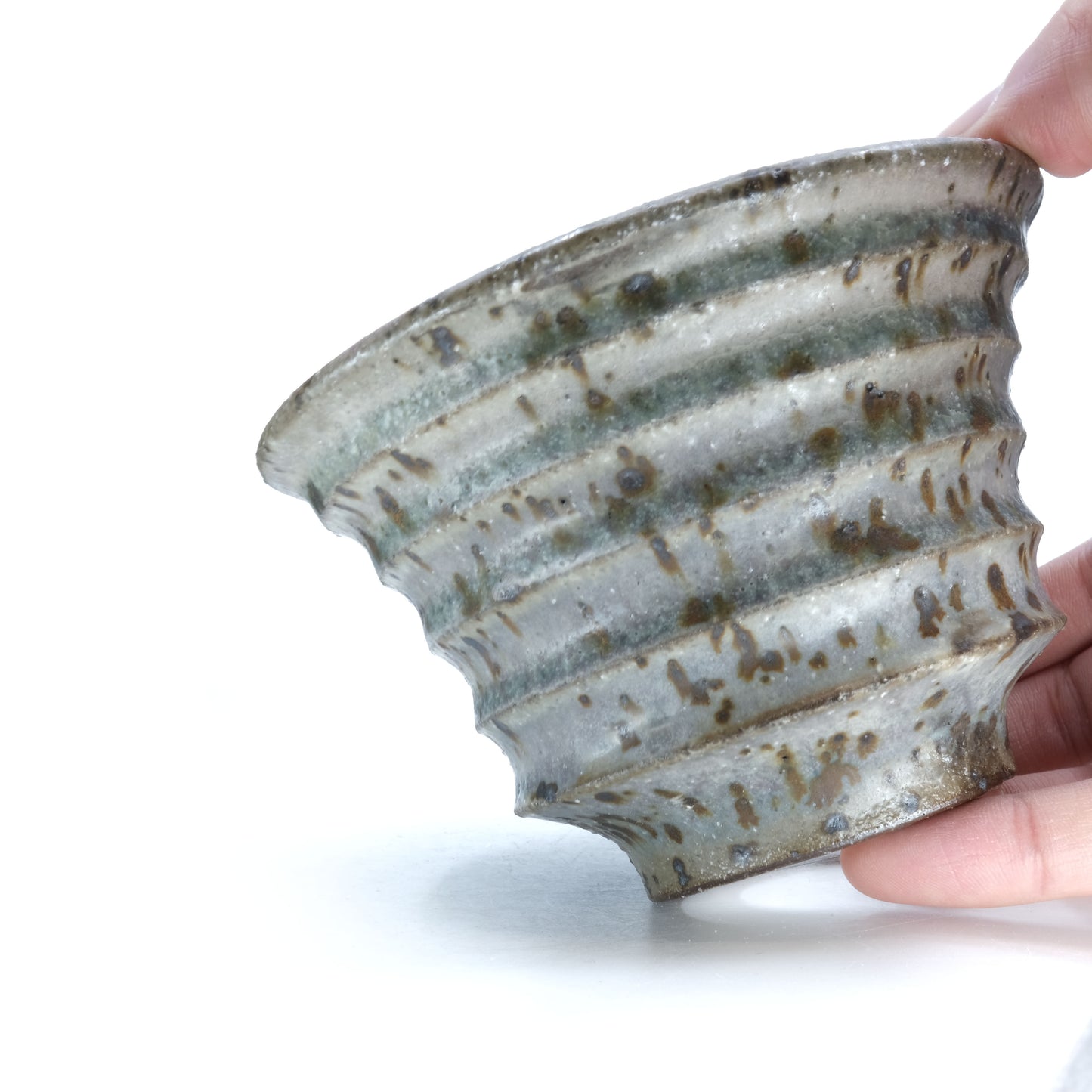 ASH23 / Tomoharu Nakagawa "Plant pot"