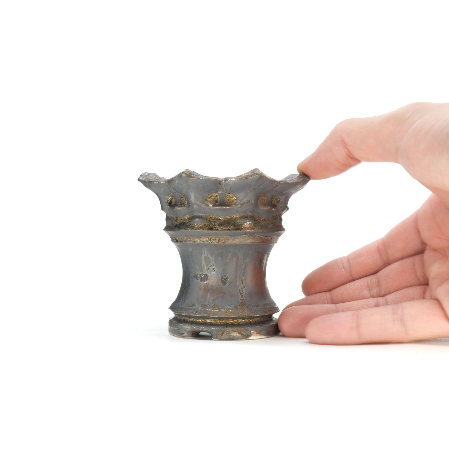 KKM126 / 草冠 -Throne-