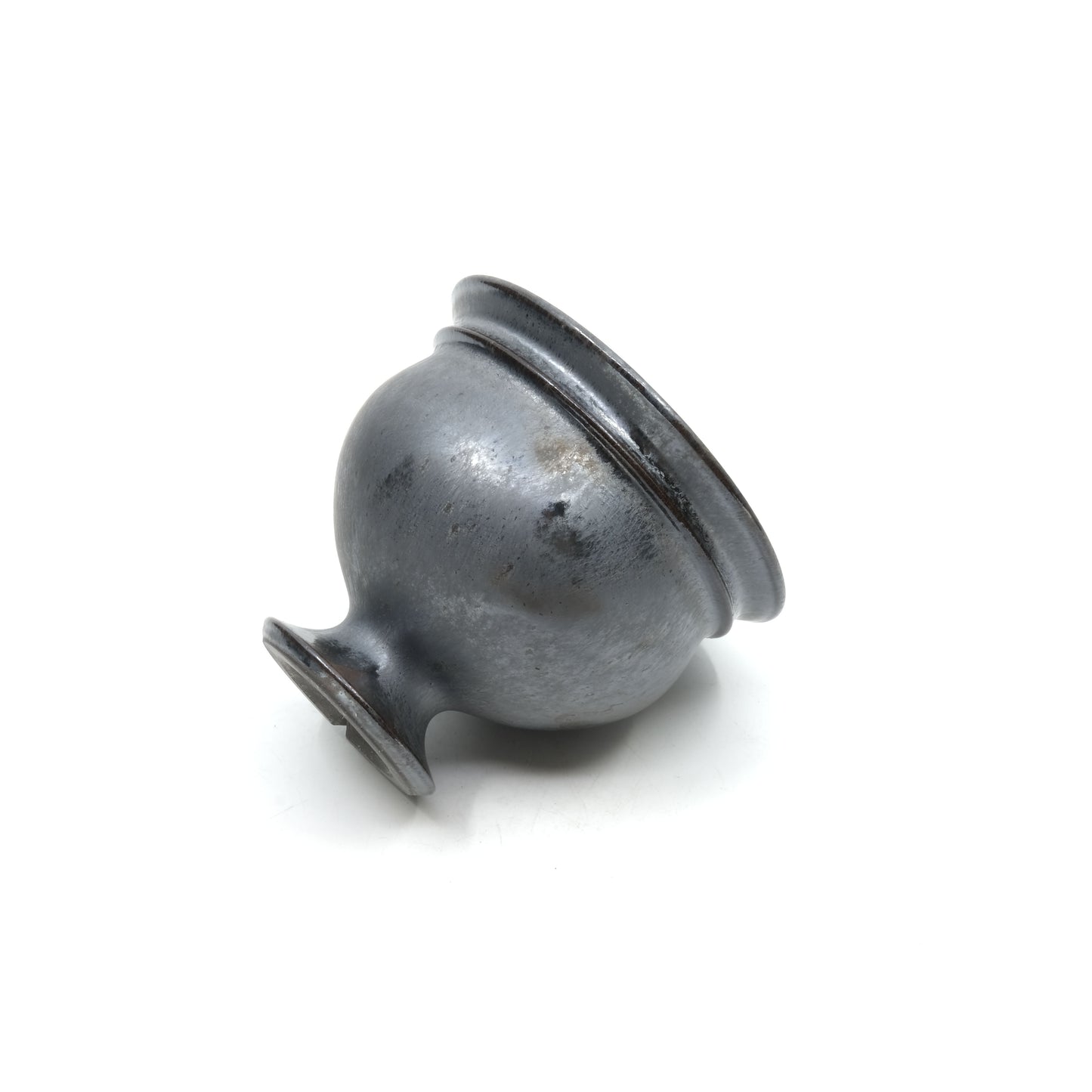 ASH16 / Tomoharu Nakagawa "Plant pot"