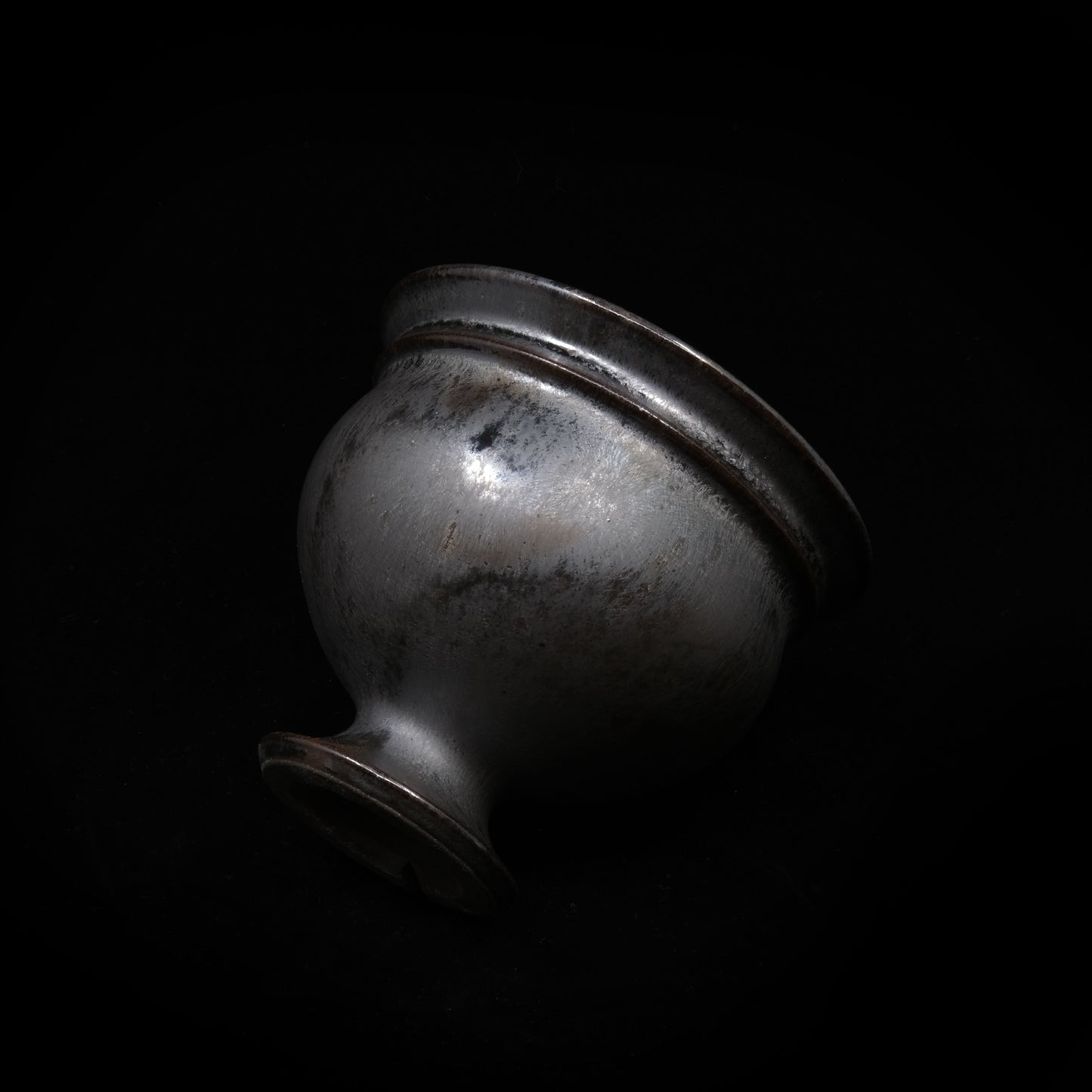 ASH16 / Tomoharu Nakagawa "Plant pot"