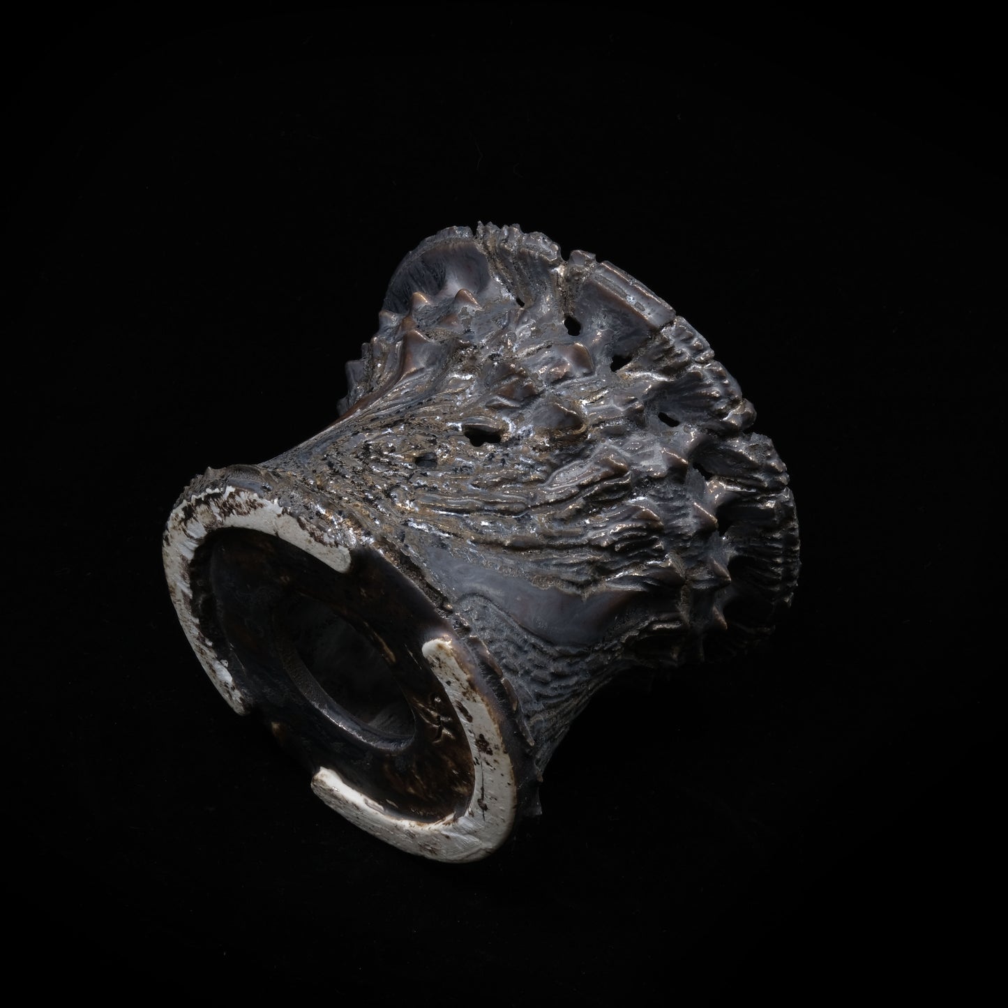 KKM129 / 草冠 -Throne-