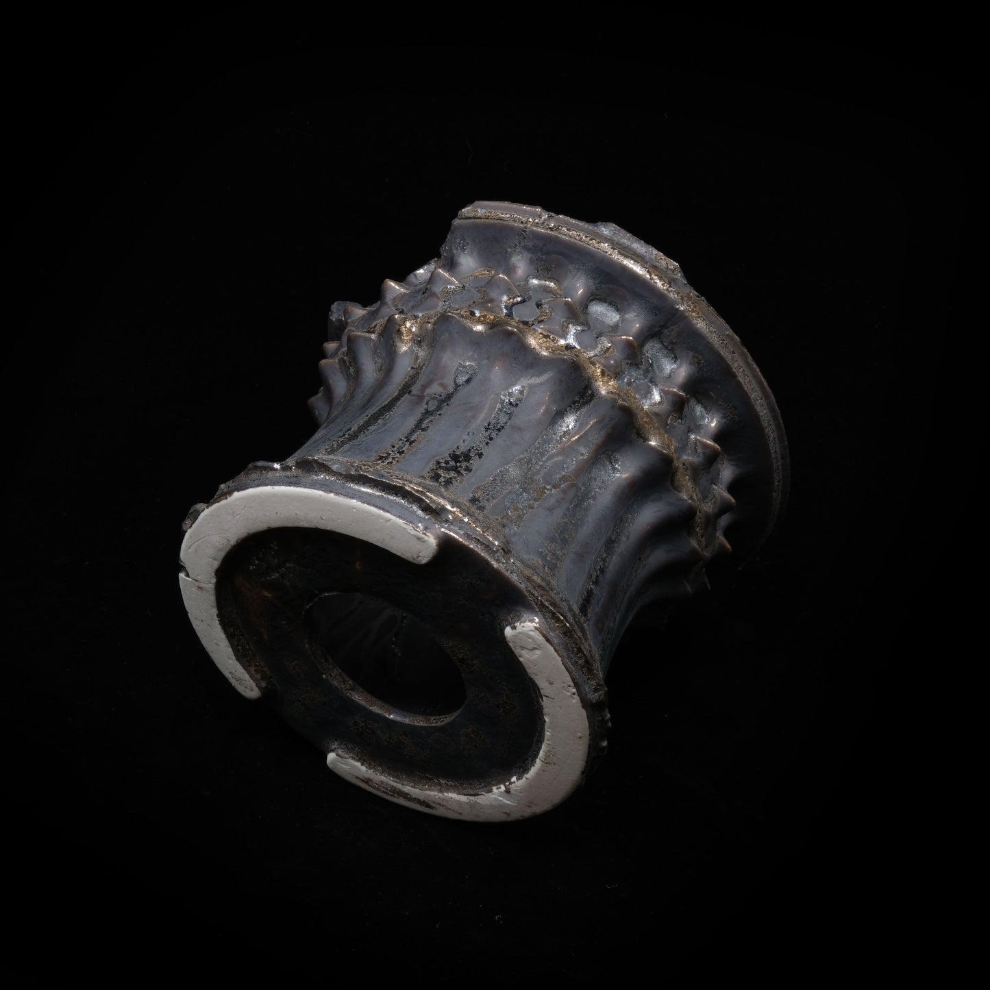 KKM130 / 草冠 -Throne-