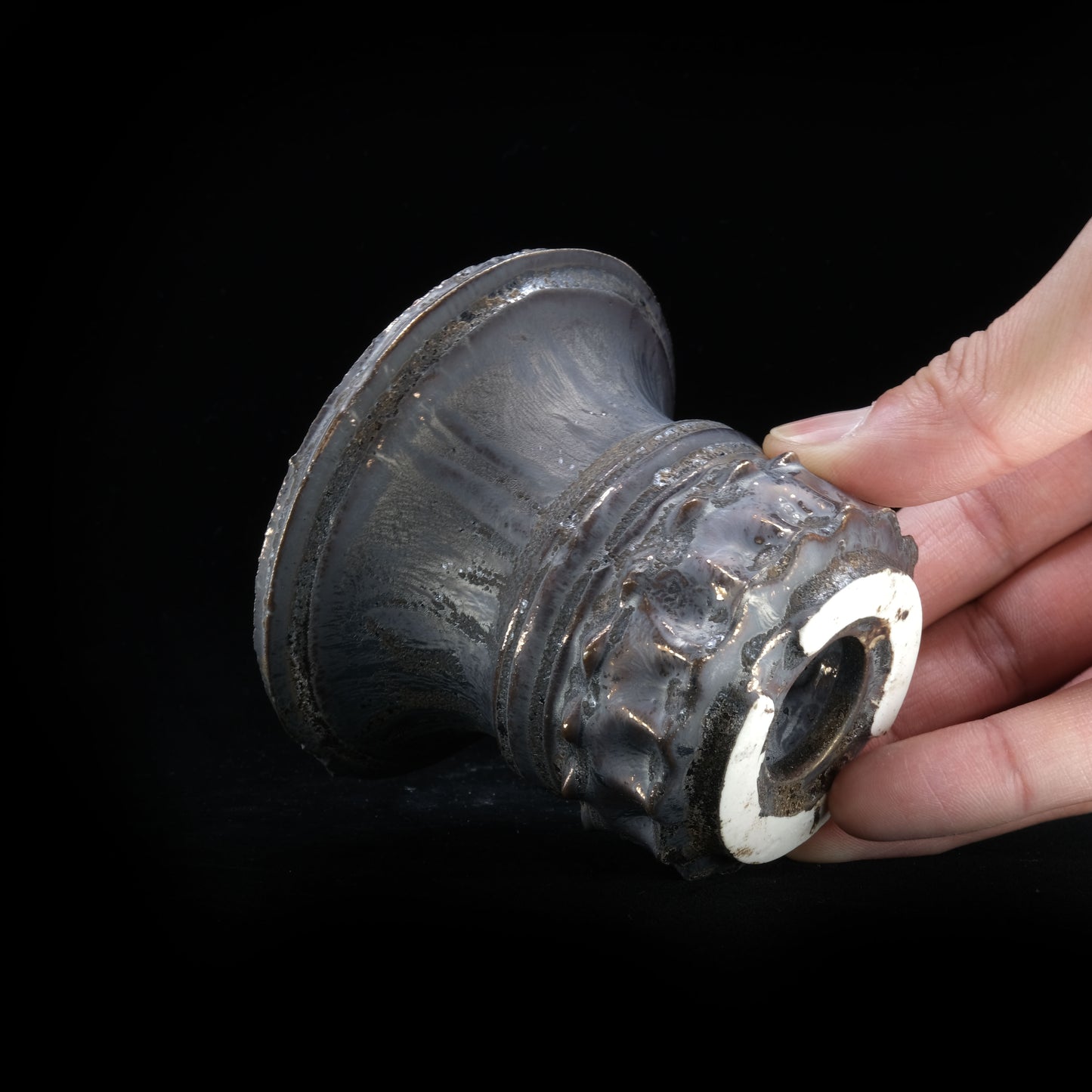 KKM127 / 草冠 -Throne-