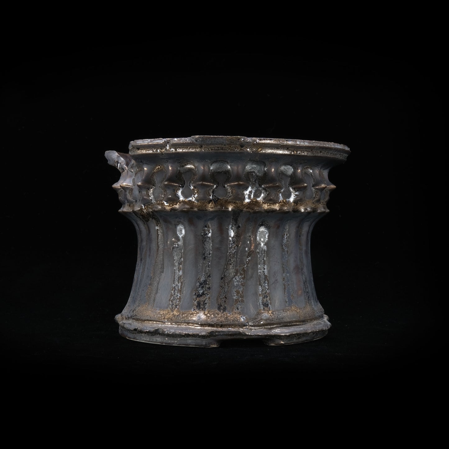 KKM130 / 草冠 -Throne-