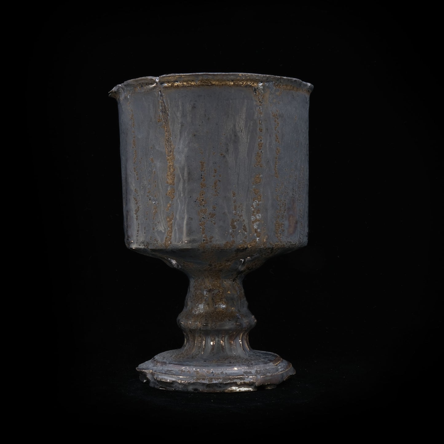 KKM131 / 草冠 -Throne-